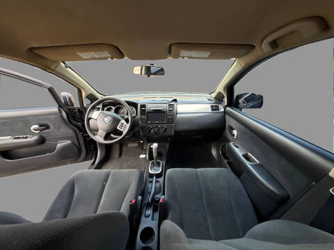 2012 Nissan Versa 1.8 S