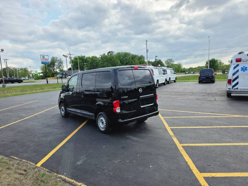2017 Nissan NV200 S