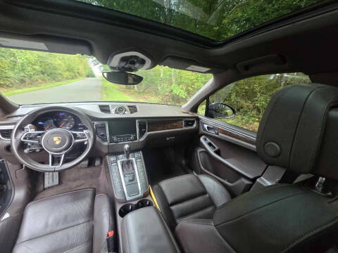 2017 Porsche Macan GTS