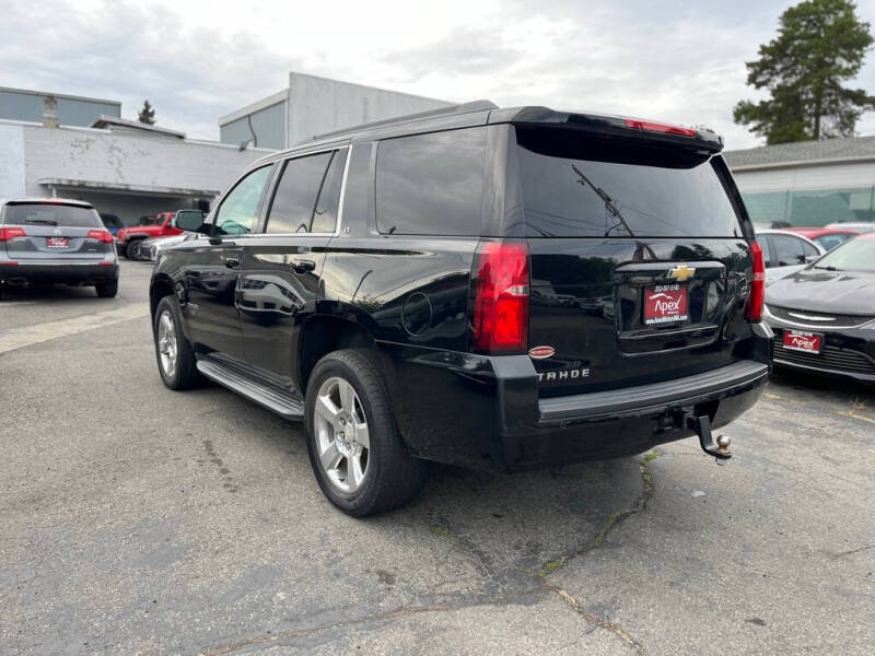 2015 Chevrolet Tahoe LT photo 5