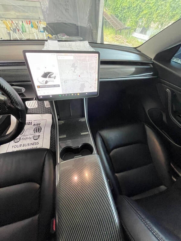 2019 Tesla Model 3 Standard Range Plus