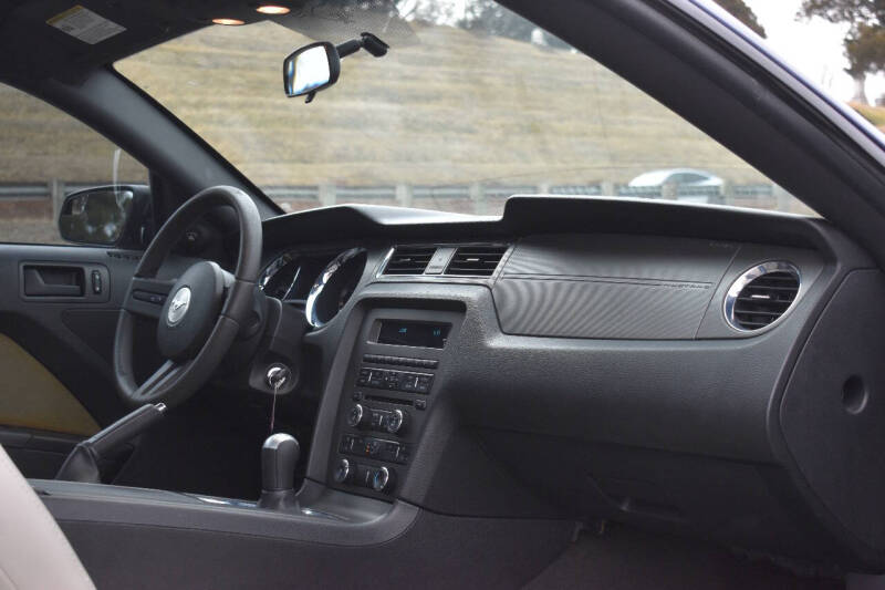 2012 Ford Mustang GT Premium