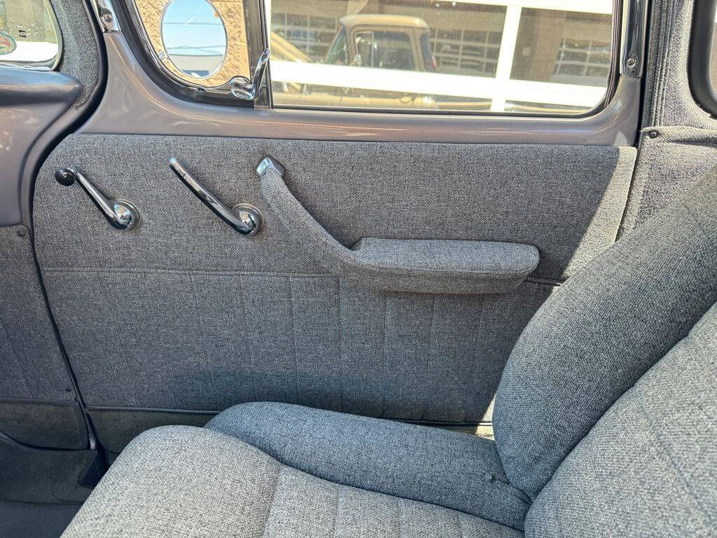 1957 Chevrolet 3100 17