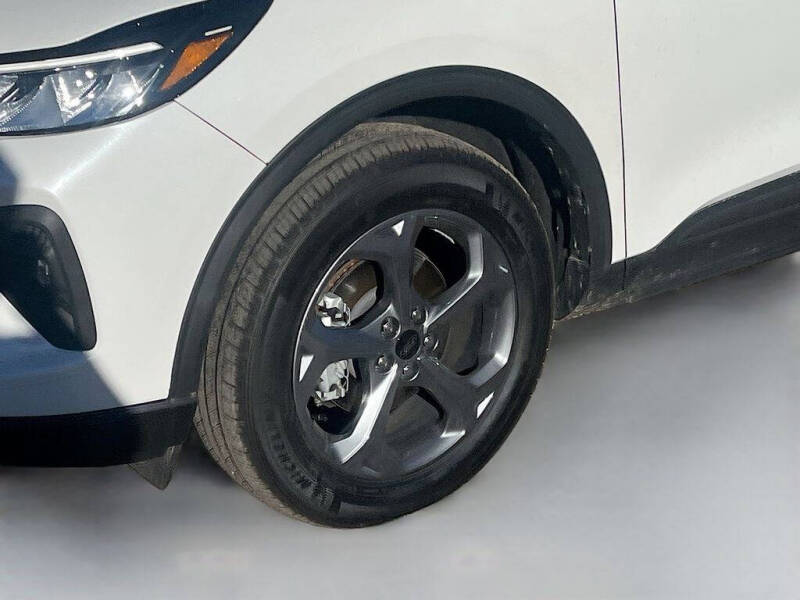 2025 Ford Escape Hybrid ST-Line Select