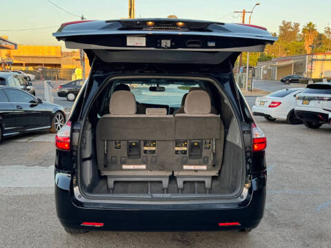 2017 Toyota Sienna