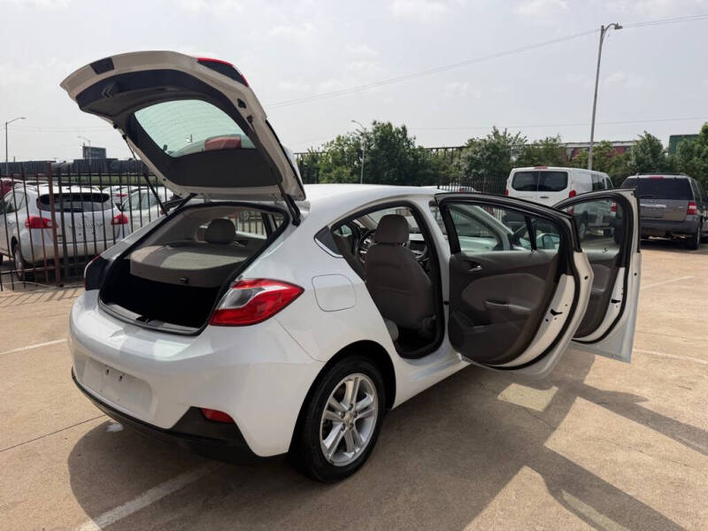 2017 Chevrolet Cruze LT Auto