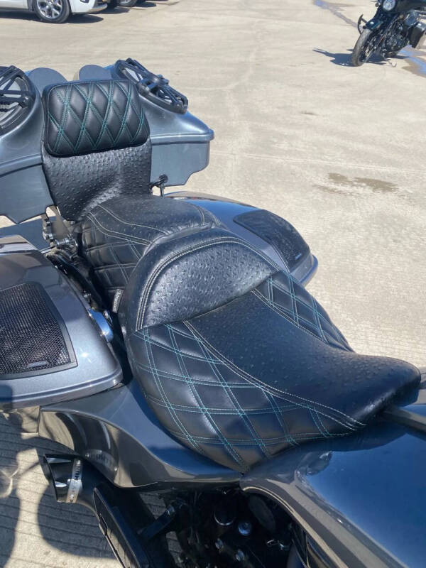 2021 Harley-Davidson Street Glide Special