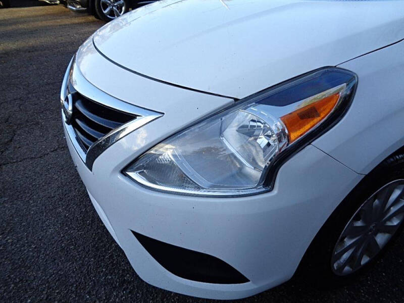 2016 Nissan Versa 1.6 S