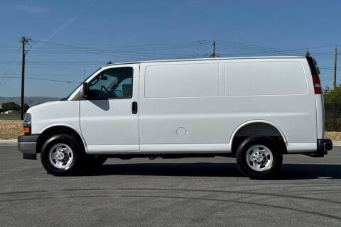2025 Chevrolet Express 2500