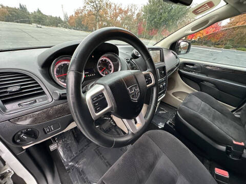 2014 Dodge Grand Caravan American Value Package