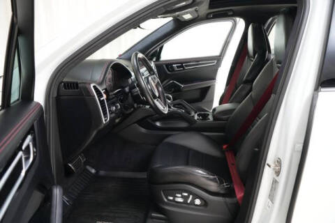 2021 Porsche Cayenne GTS