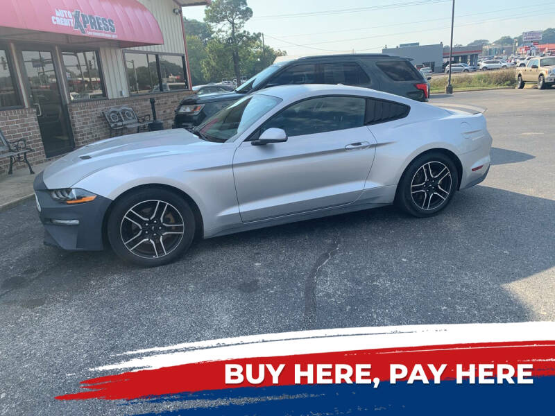 2018 Ford Mustang EcoBoost's photo