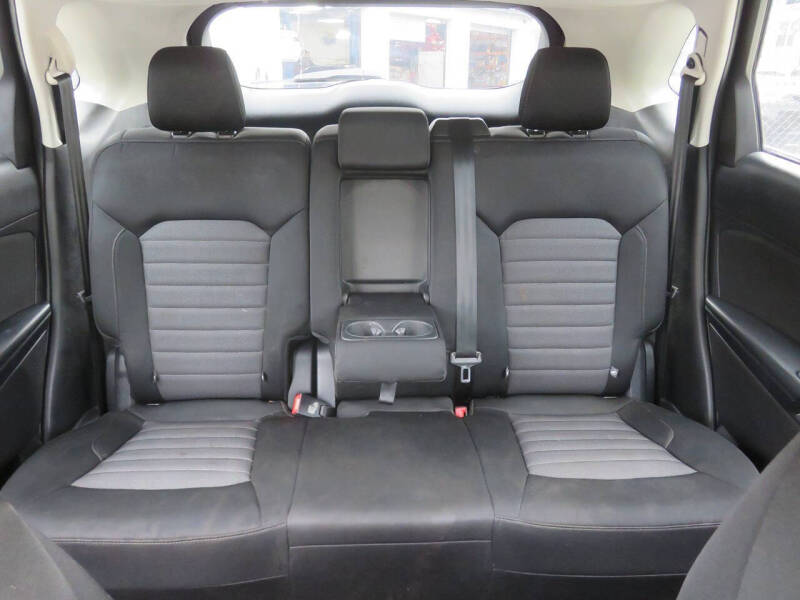 2017 Ford Edge SE