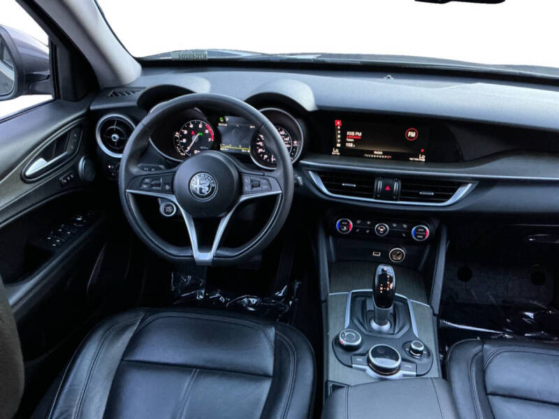 2019 Alfa Romeo Stelvio Ti