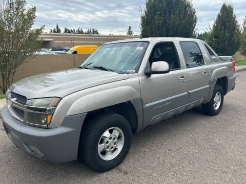 2002 Chevrolet Avalanche for sale at Blue Line Auto Group in Portland OR