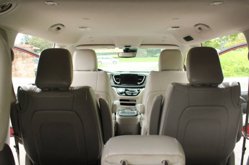 2021 Chrysler Pacifica Hybrid Touring L