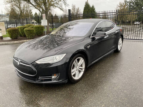 2014 Tesla Model S 85