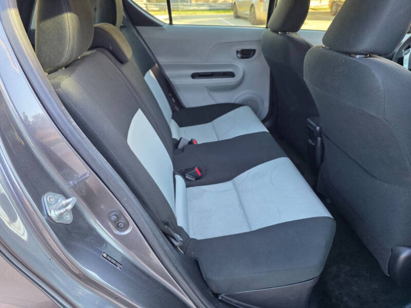 2013 Toyota Prius c Four