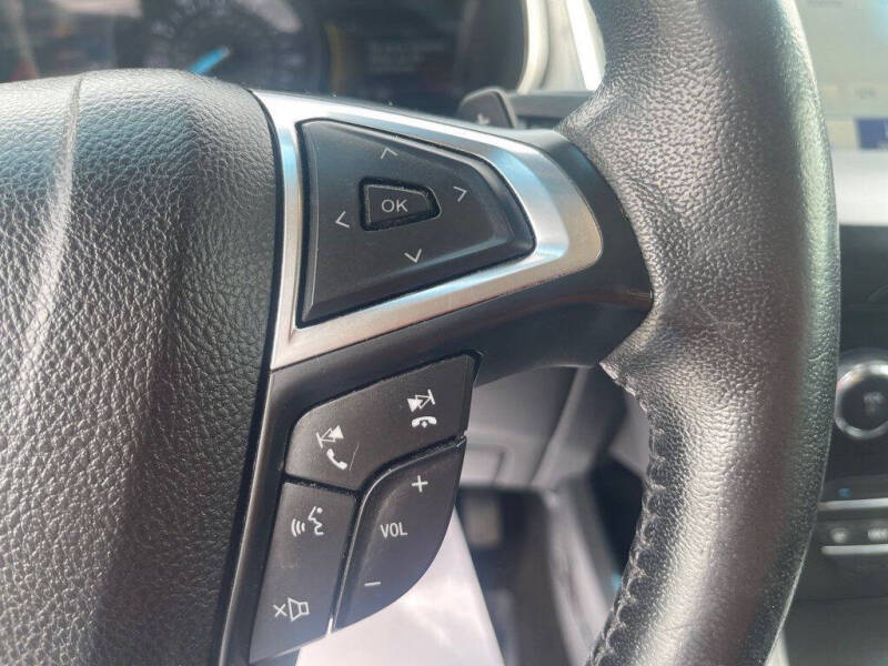 2020 Ford Edge SEL