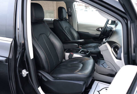 2018 Chrysler Pacifica Touring L