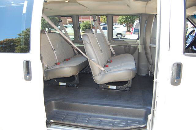 2012 GMC Savana LS 3500