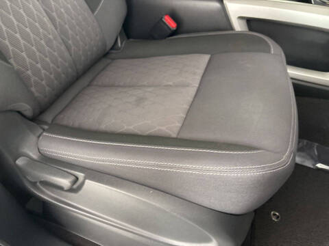 2024 Nissan Titan XD SV