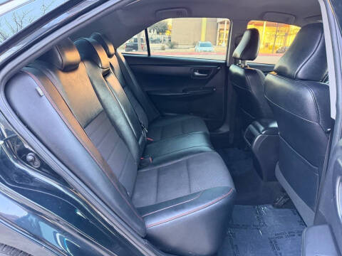 2017 Toyota Camry SE