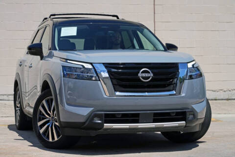 2022 Nissan Pathfinder Platinum