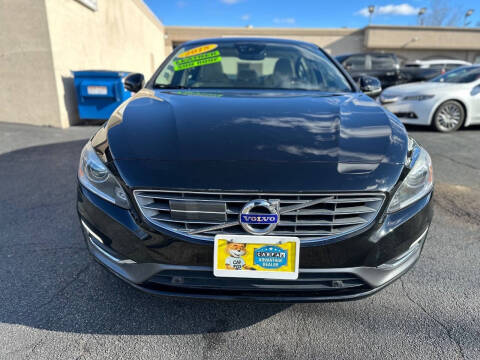 2018 Volvo S60 T5 Inscription Platinum