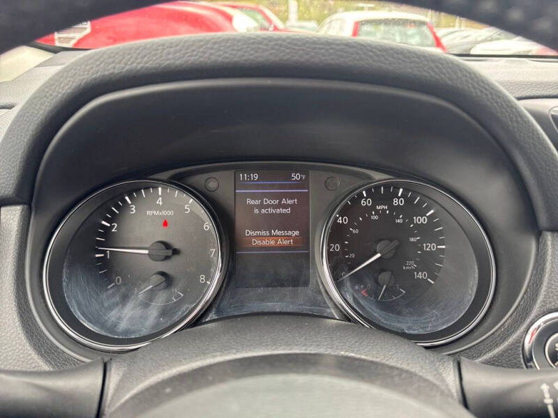 2020 Nissan Rogue SV