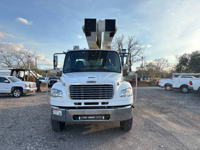 2015 Freightliner M2 106