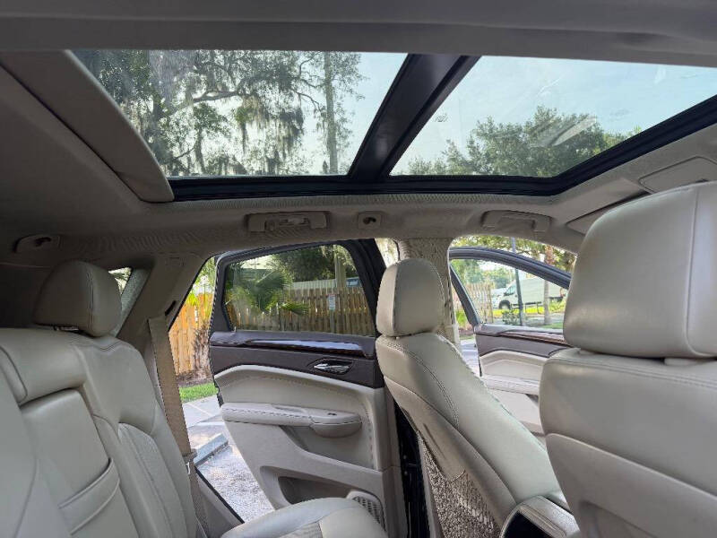2010 Cadillac SRX Luxury Collection