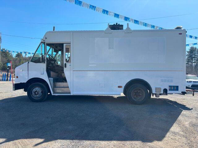 2014 Freightliner MT45 Chassis