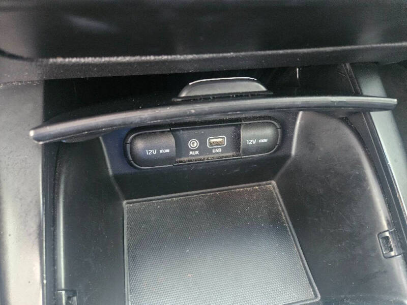 2019 Kia Sorento LX V6