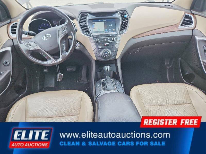 2017 Hyundai Santa Fe SE Ultimate