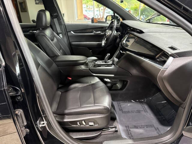 2022 Cadillac XT6 Premium Luxury