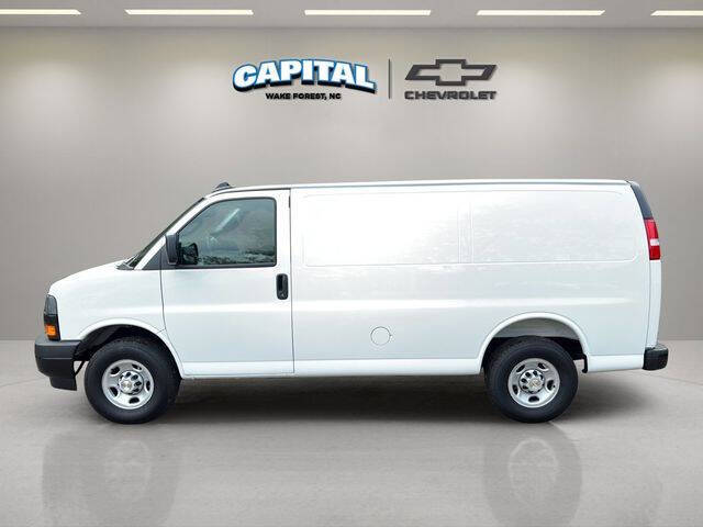 2025 Chevrolet Express 2500