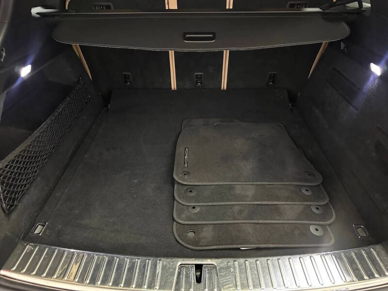 2022 Porsche Cayenne