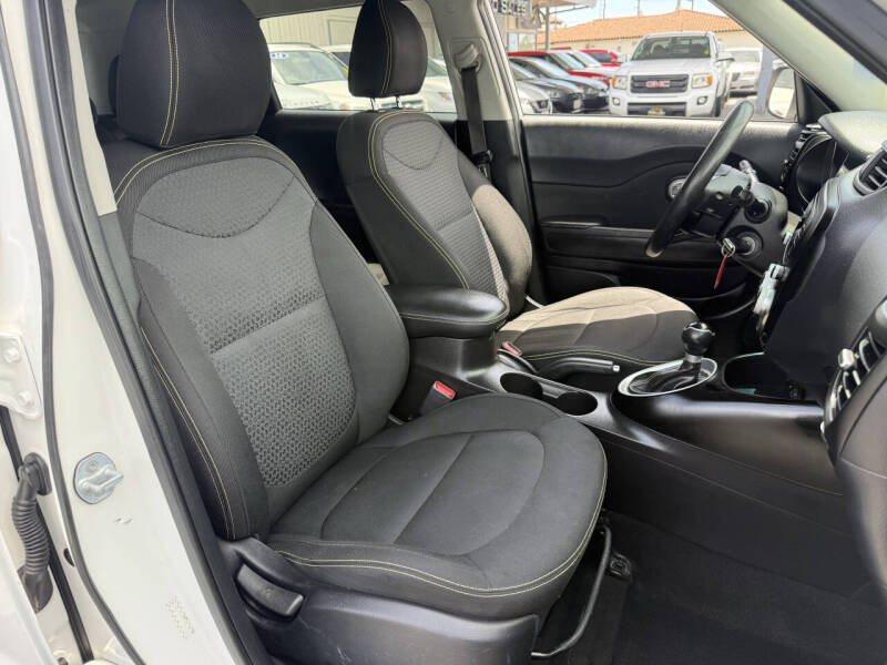2014 Kia Soul +