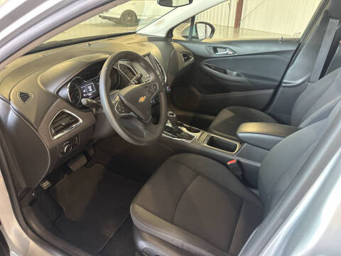 2017 Chevrolet Cruze LT Auto