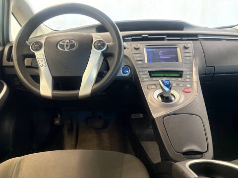 2014 Toyota Prius Two