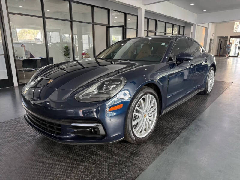 2017 Porsche Panamera