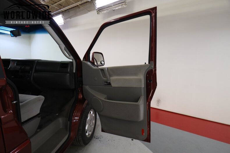 2002 Volkswagen EuroVan MV