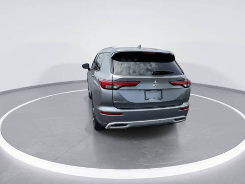 2022 Mitsubishi Outlander SEL