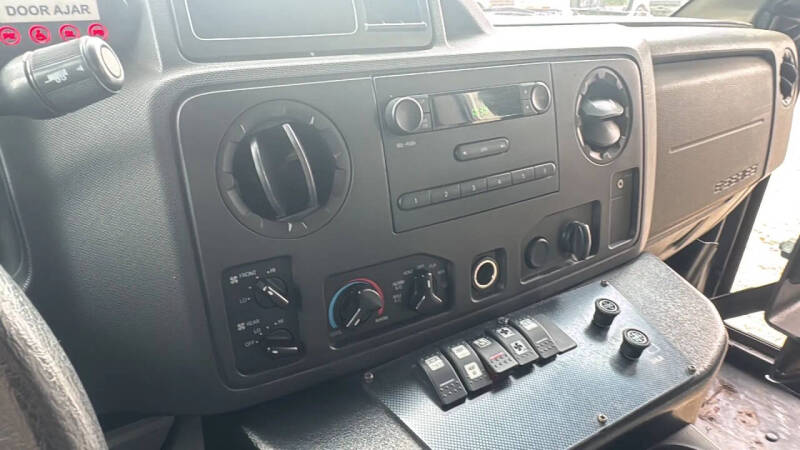 2012 Ford E-Series