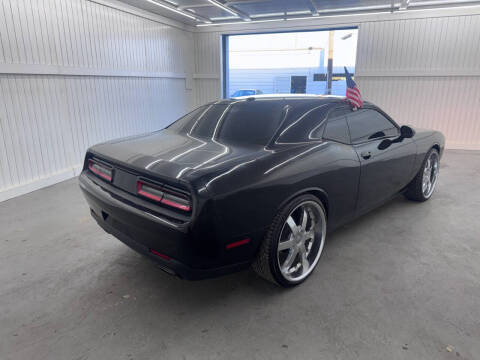 2015 Dodge Challenger SXT