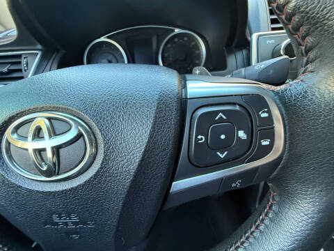 2015 Toyota Camry SE