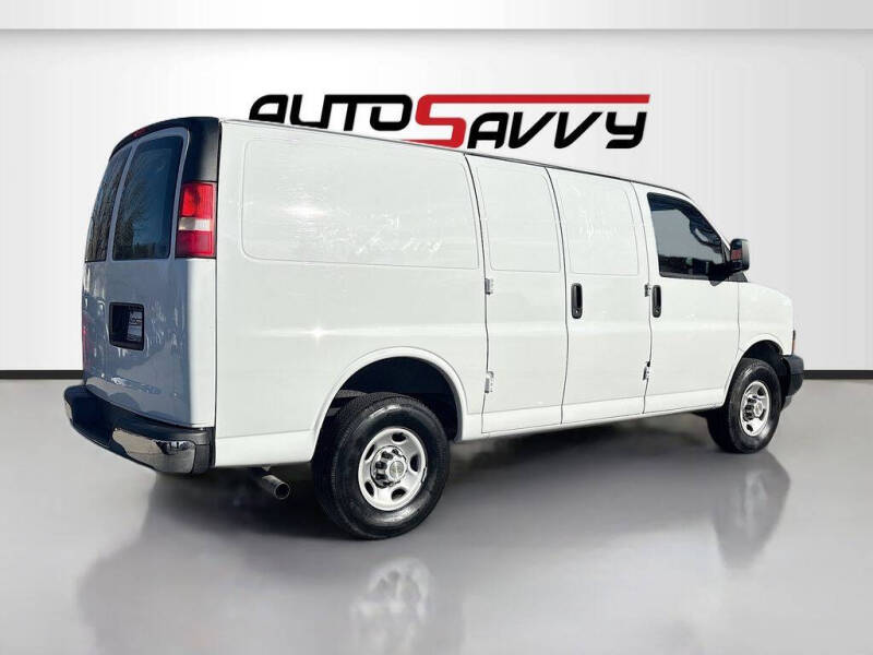 2024 Chevrolet Express 3500