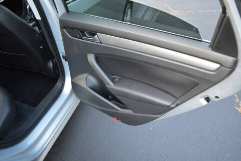 2014 Volkswagen Passat 2.0L TDI SE