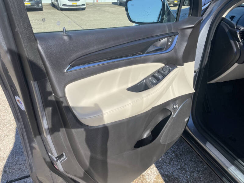 2021 Buick Enclave Essence